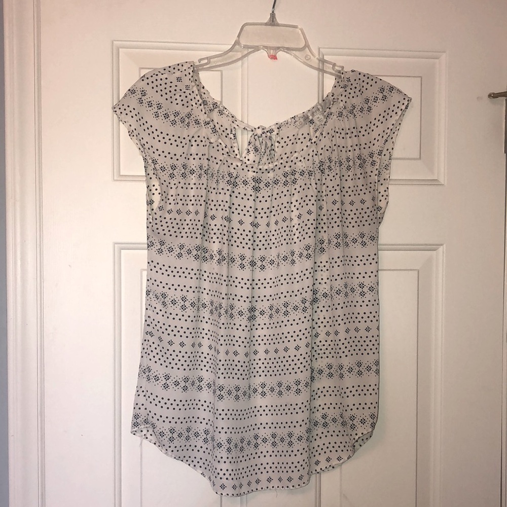 Women’s shirt